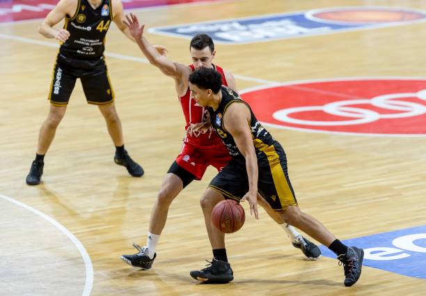 力和丰富的 力和丰富的